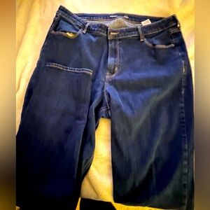 Barely worn Old Navy Jeans 18 woman’s straight high rise